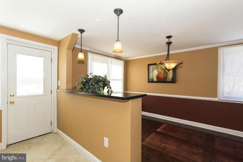5801 Judith Way Baltimore, MD 21206 - Photo 7 of 23 Kitchen / Dining room.