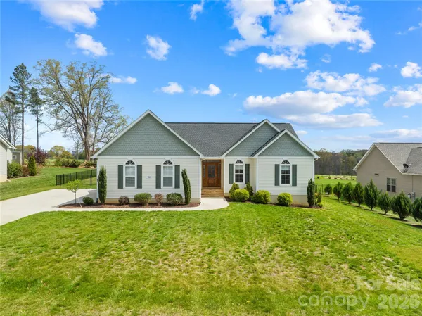$360,000 | 151 Castle Pines Lane, Statesville, NC 28625