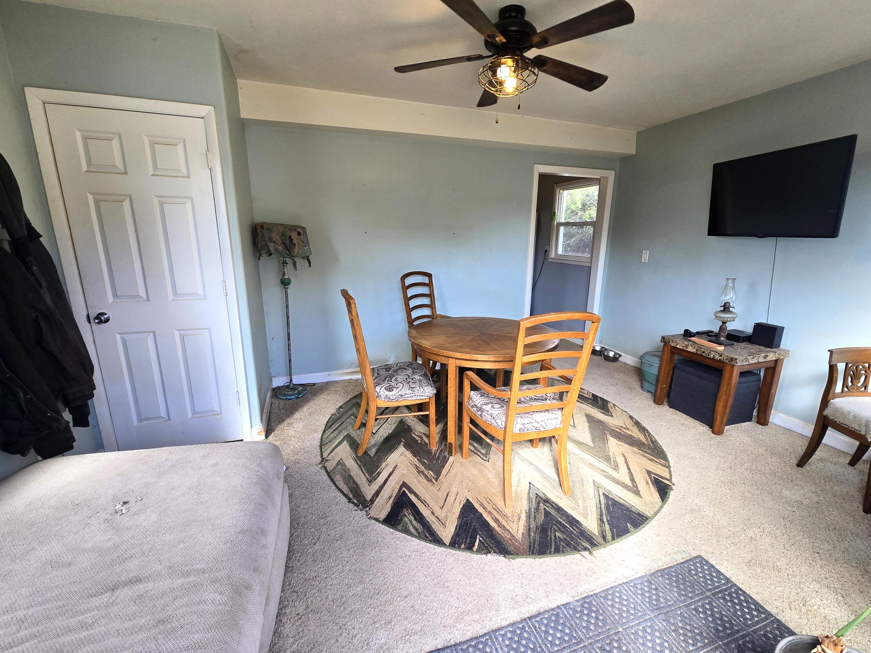8020 Day Road Bellevue, MI 49021 - Photo 4 of 24 1000025441