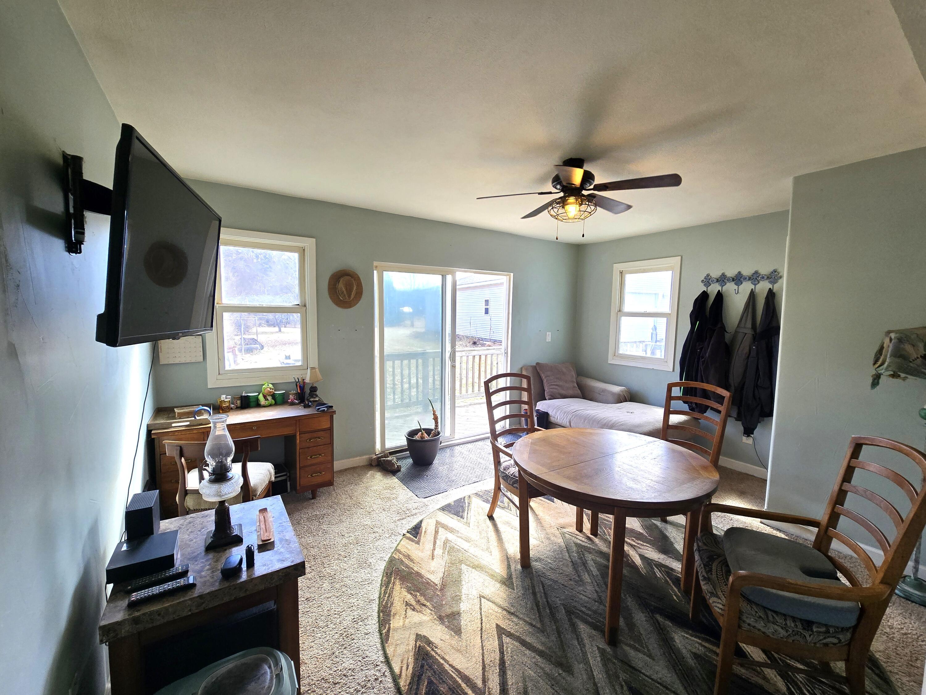 8020 Day Road Bellevue, MI 49021 - Photo 5 of 24 1000025440
