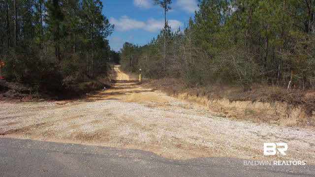 43 10 Mile Road Pensacola, FL 32534 - Photo 8 of 27