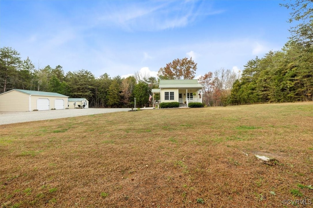 6712 Clark Road Powhatan, VA 23139 - Photo 2 of 37 Gallery Image 2