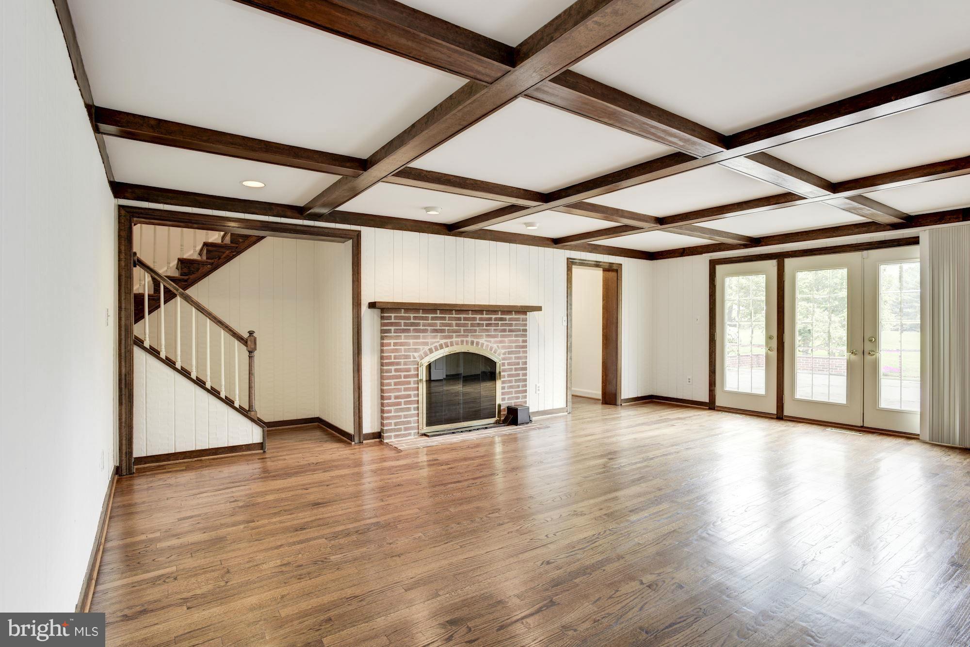 13605 Query Mill Road North Potomac, MD 20878 - Photo 11 of 30 Family Room