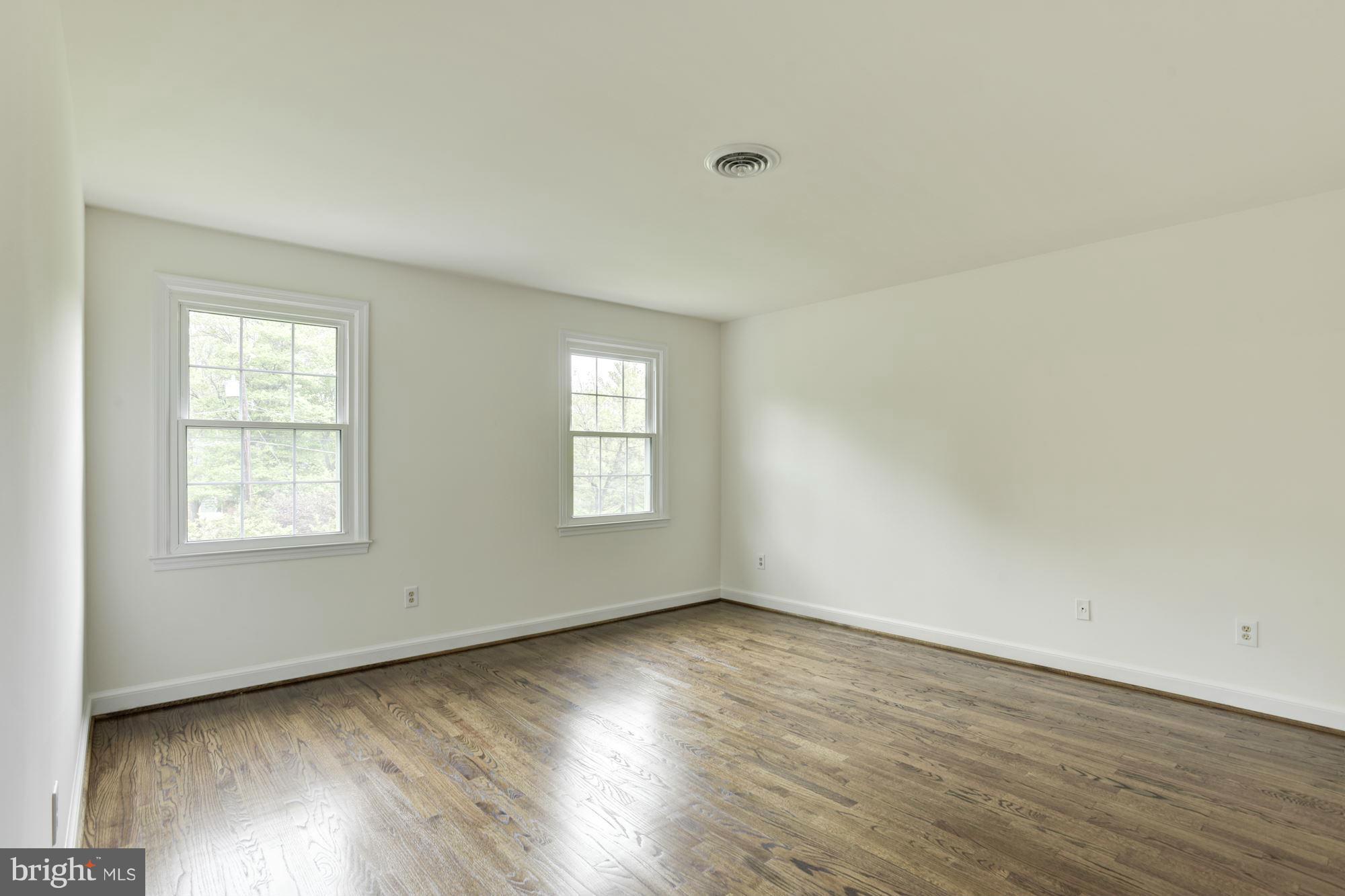13605 Query Mill Road North Potomac, MD 20878 - Photo 19 of 30 Bedroom