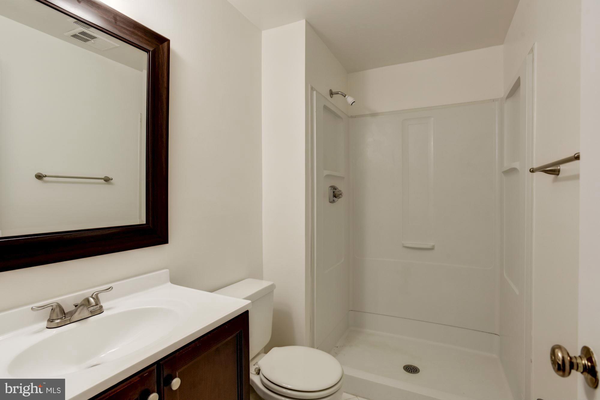 13605 Query Mill Road North Potomac, MD 20878 - Photo 26 of 30 Bath
