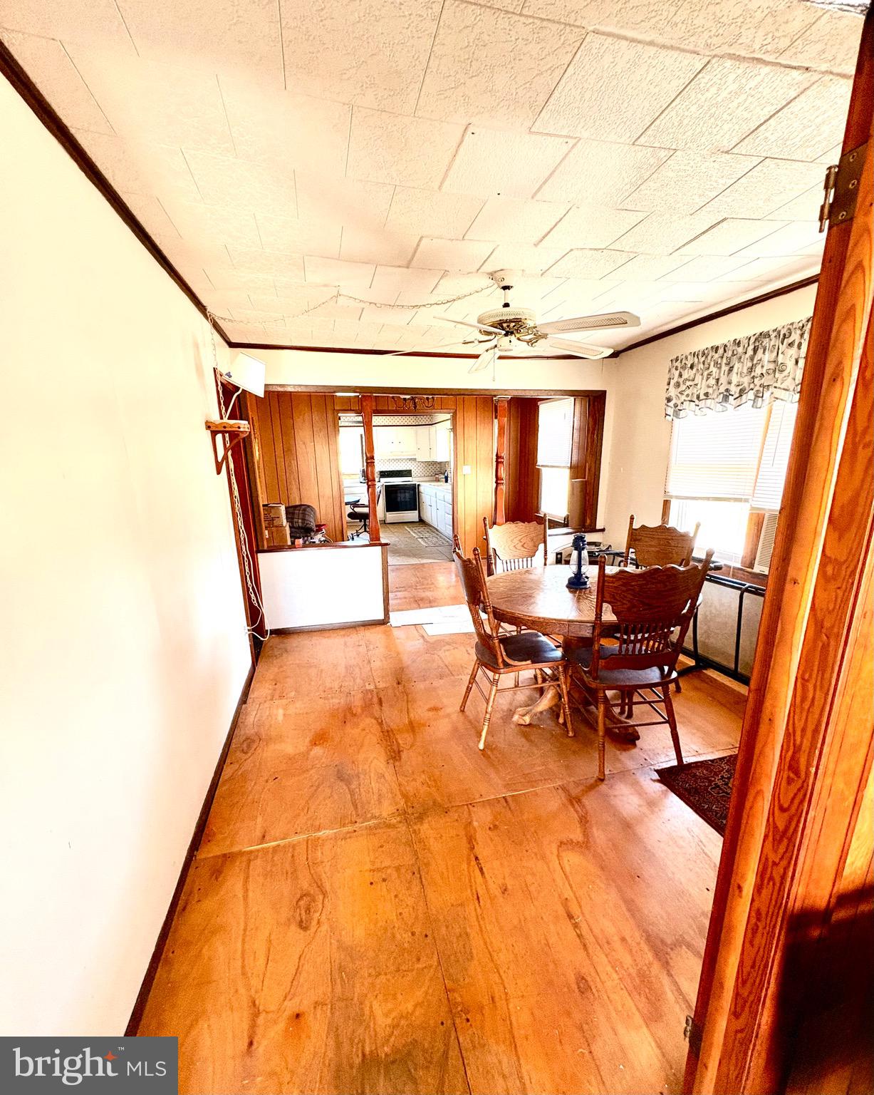 3191 Marsh Road Ewell, MD 21824 - Photo 12 of 30 Dining Room