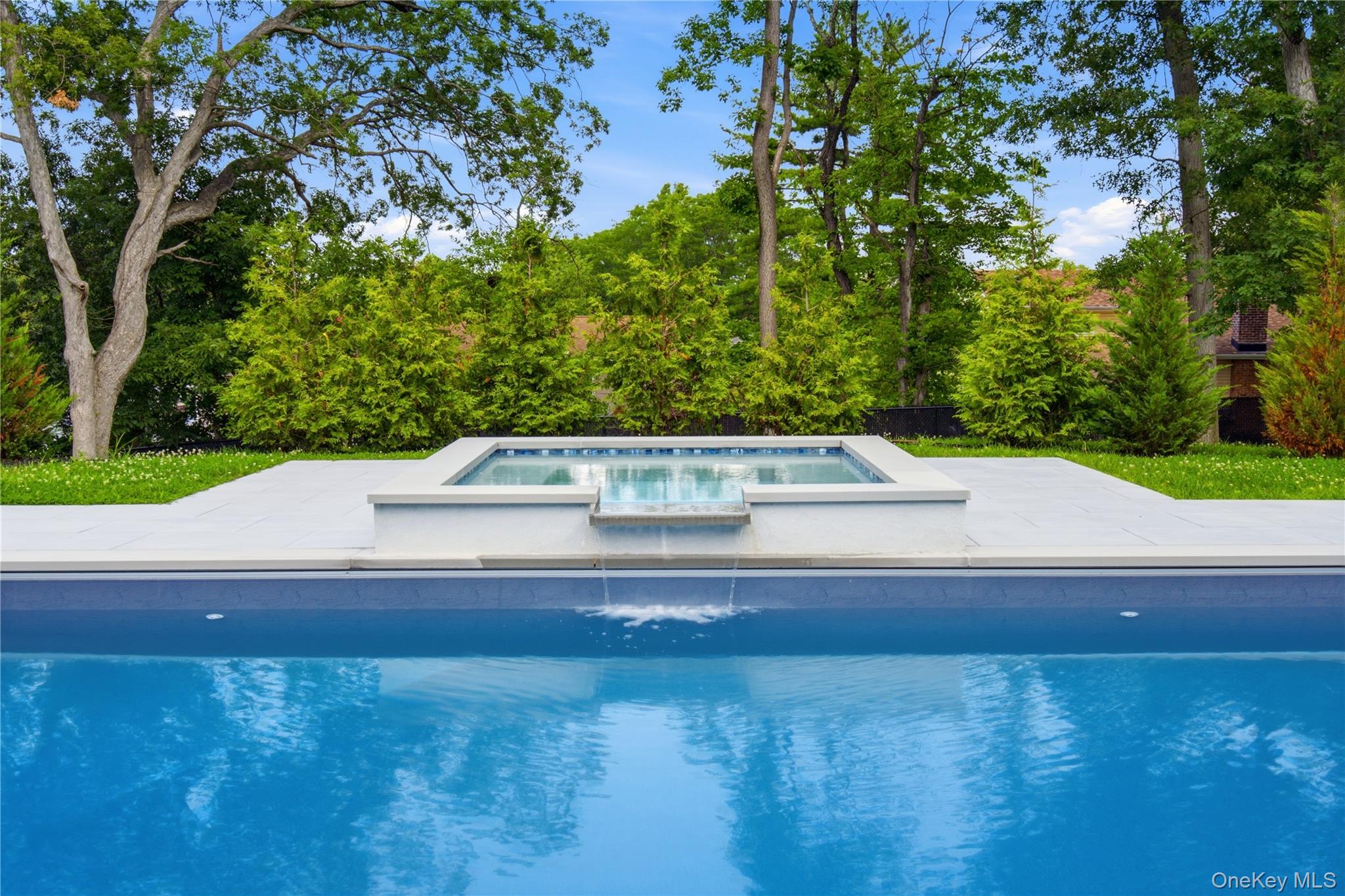 32 Pine Road Syosset, NY 11791 - Photo 31 of 35