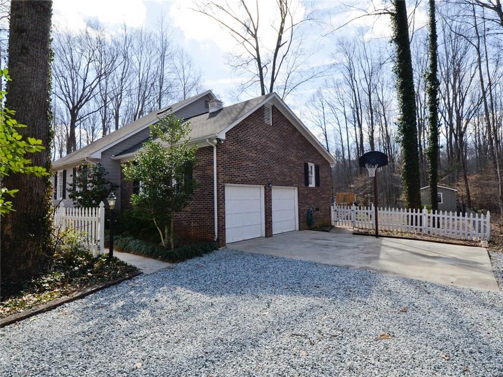 7807 Gold Ridge Road Oak Ridge, NC 27310 - Photo 5 of 30