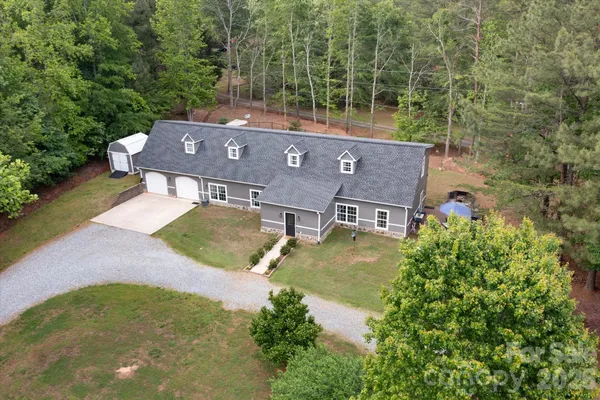 $625,000 | 3860 Landrum Road, Columbus, NC 28722