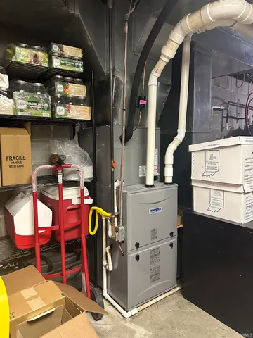 $289,900 | 1357 South Hasler Road, Bloomfield, IN 47424