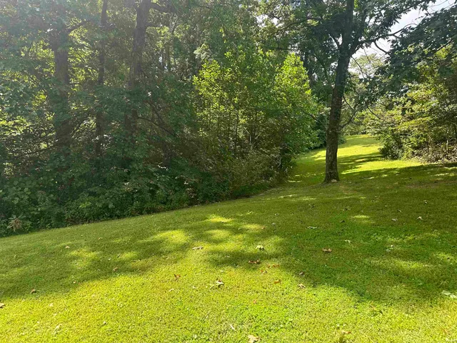 $289,900 | 1357 South Hasler Road, Bloomfield, IN 47424