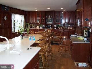 169 Gulph Lane Conshohocken, PA 19428 - Photo 3 of 6 Gallery Image 3