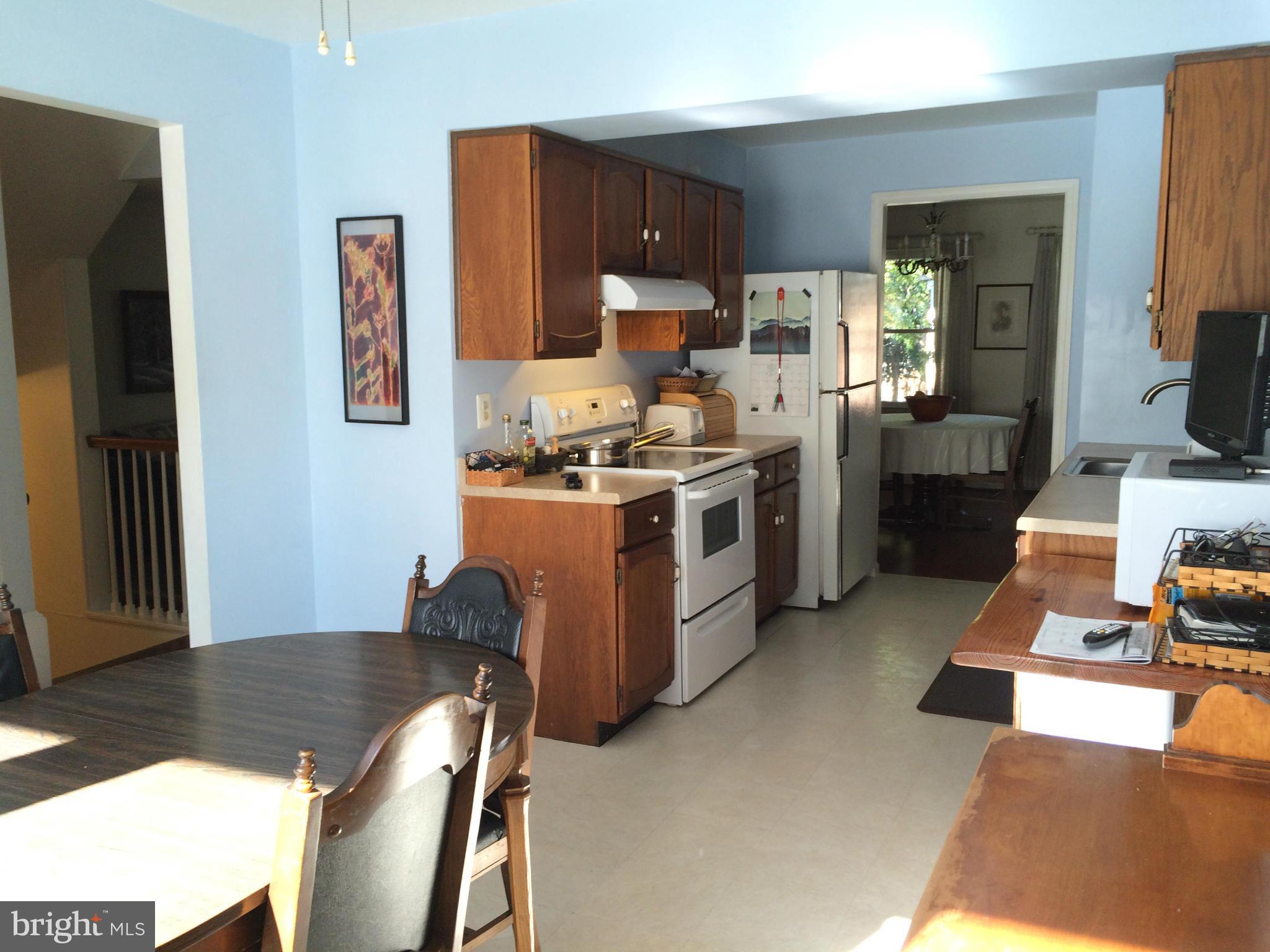 75 Oak Shade Road Gaithersburg, MD 20878 - Photo 8 of 29 Kitchen