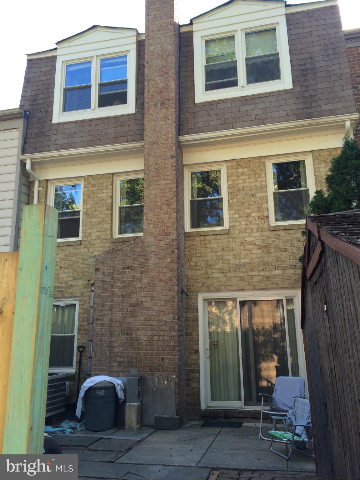 75 Oak Shade Road Gaithersburg, MD 20878 - Photo 10 of 29 Exterior (Rear)