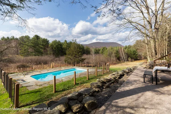 $695,000 | 22 Rocky Mountain Road, Kerhonkson, NY 12446
