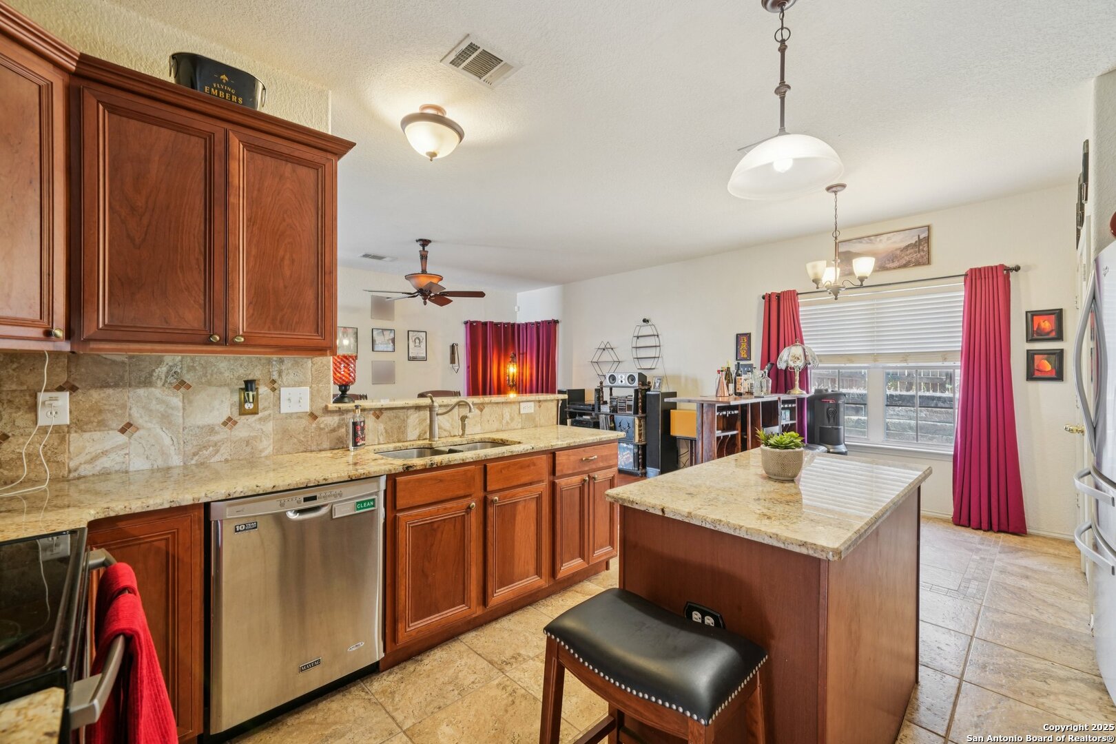 13358 Tusayan Universal City, TX 78148 - Photo 17 of 35