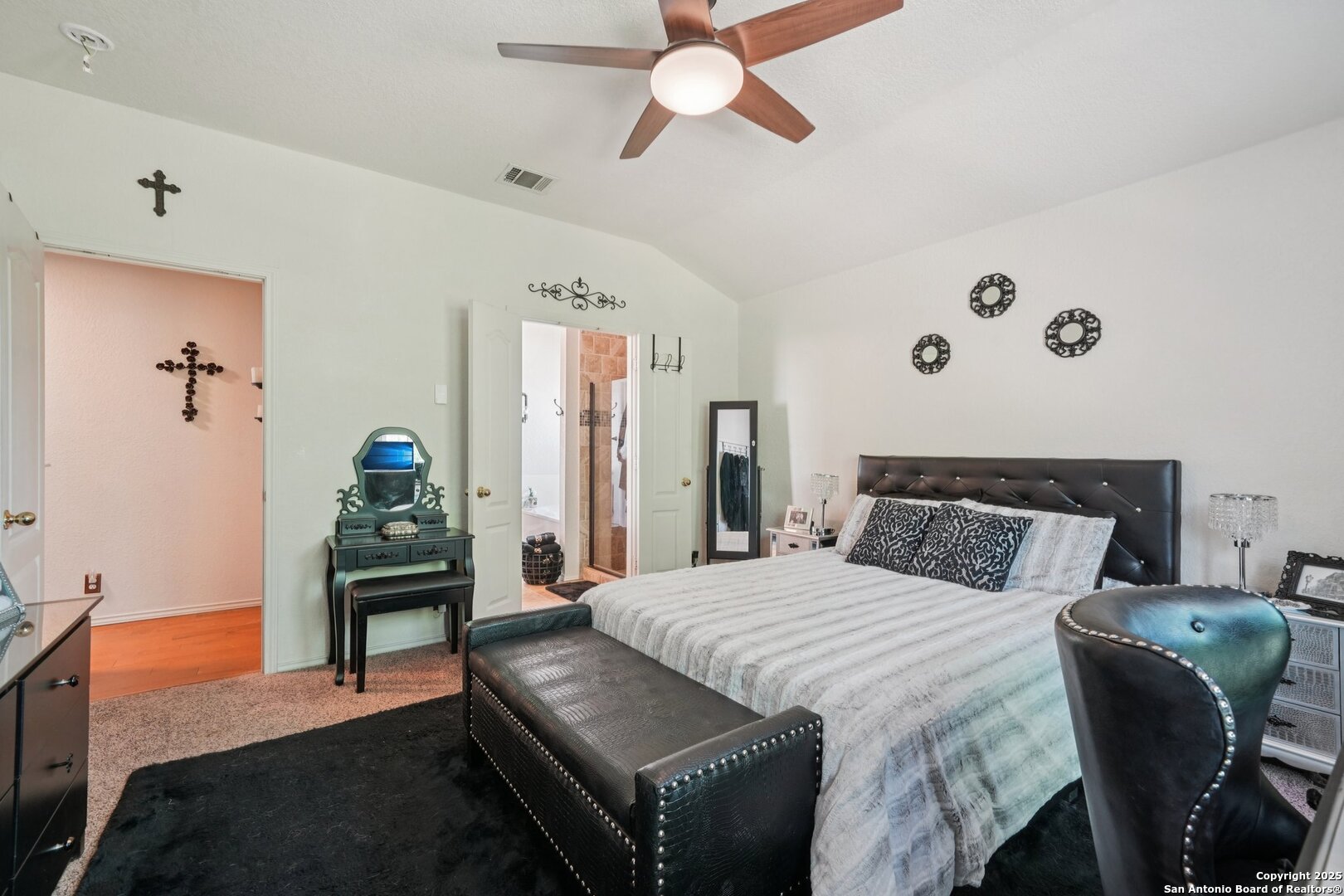 13358 Tusayan Universal City, TX 78148 - Photo 7 of 35