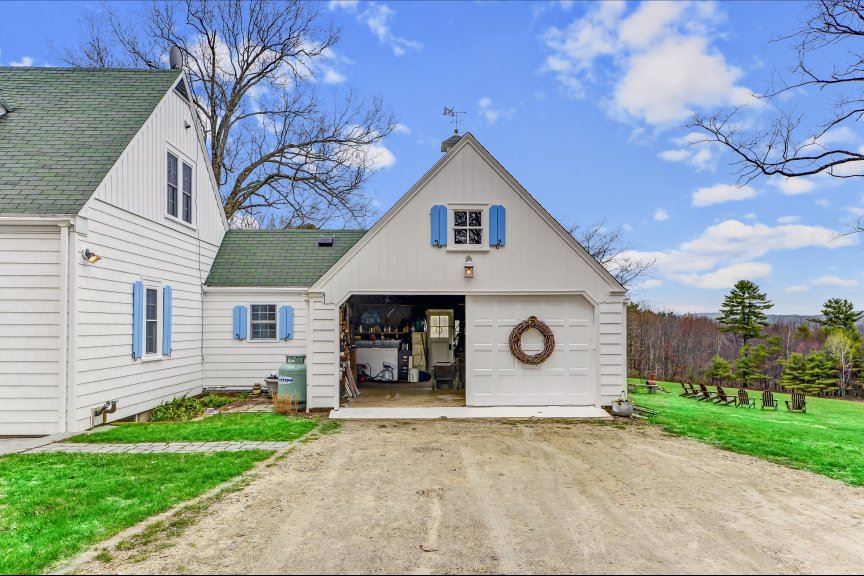 774 Province Road Barnstead, NH 03218 - Photo 2 of 36