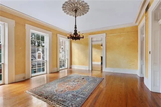 $3,500 | 824 Royal Street, Unit G, New Orleans, LA 70116