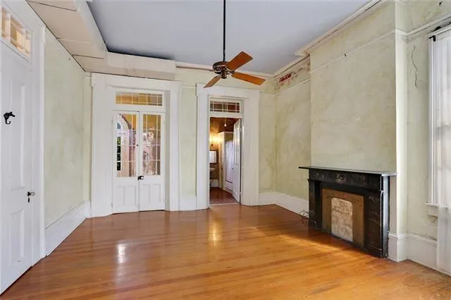 $3,500 | 824 Royal Street, Unit G, New Orleans, LA 70116