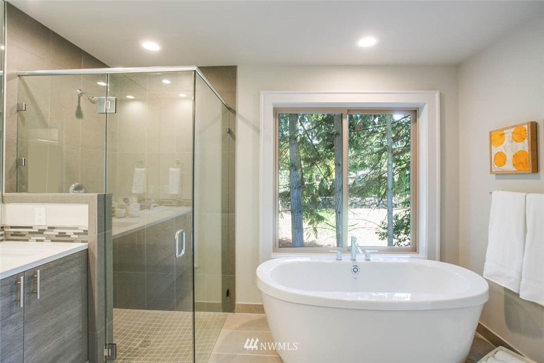 716 Pierce Avenue Northeast Renton, WA 98056 - Photo 14 of 21 Gallery Image 14