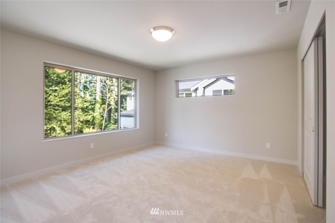 716 Pierce Avenue Northeast Renton, WA 98056 - Photo 17 of 21 Gallery Image 17