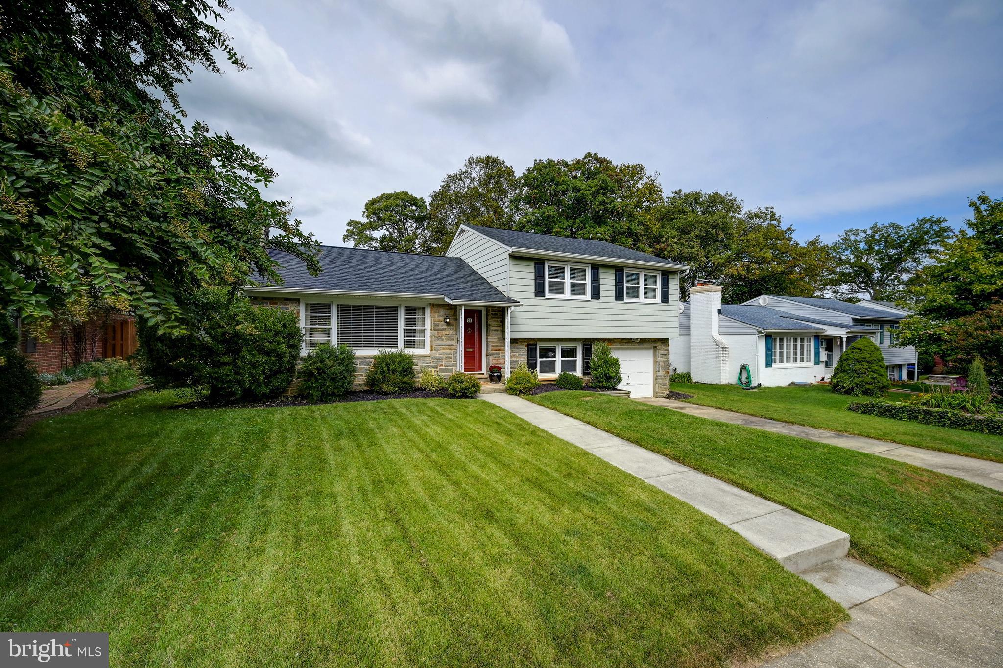 32 Croftley Road Lutherville-Timonium, MD 21093 - Photo 2 of 43 Gallery Image 2