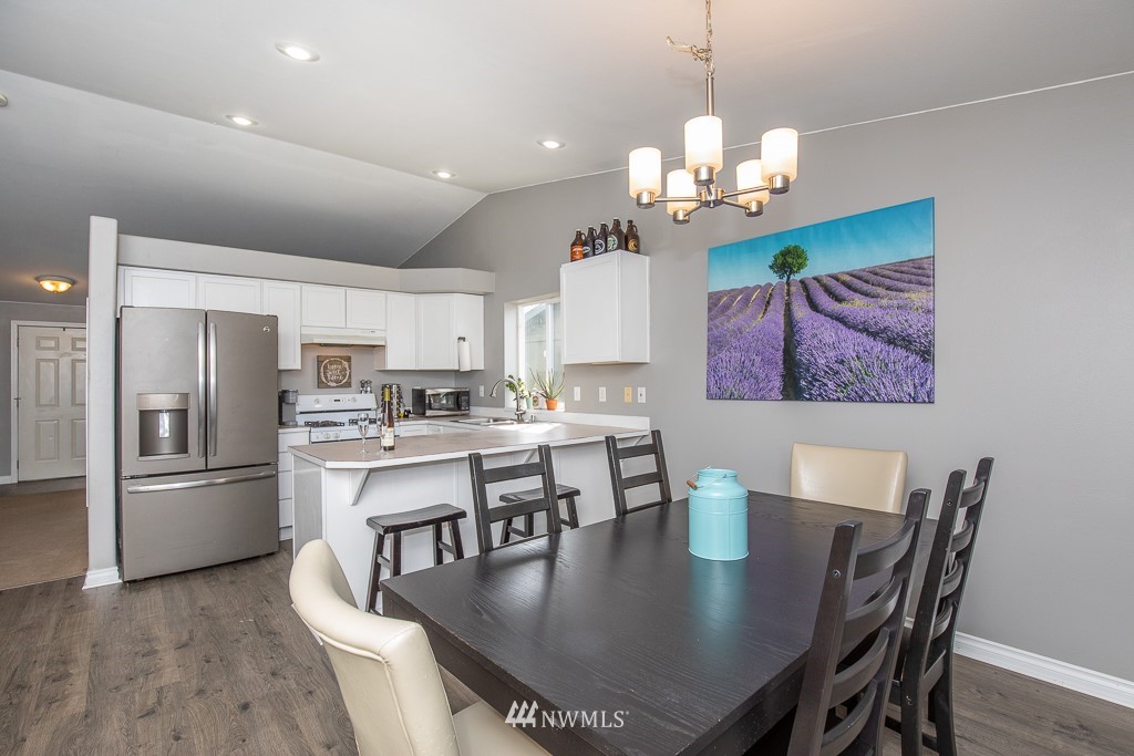 1119 Merea Lane Sultan, WA 98294 - Photo 5 of 20 a large kitchen with a table and chairs