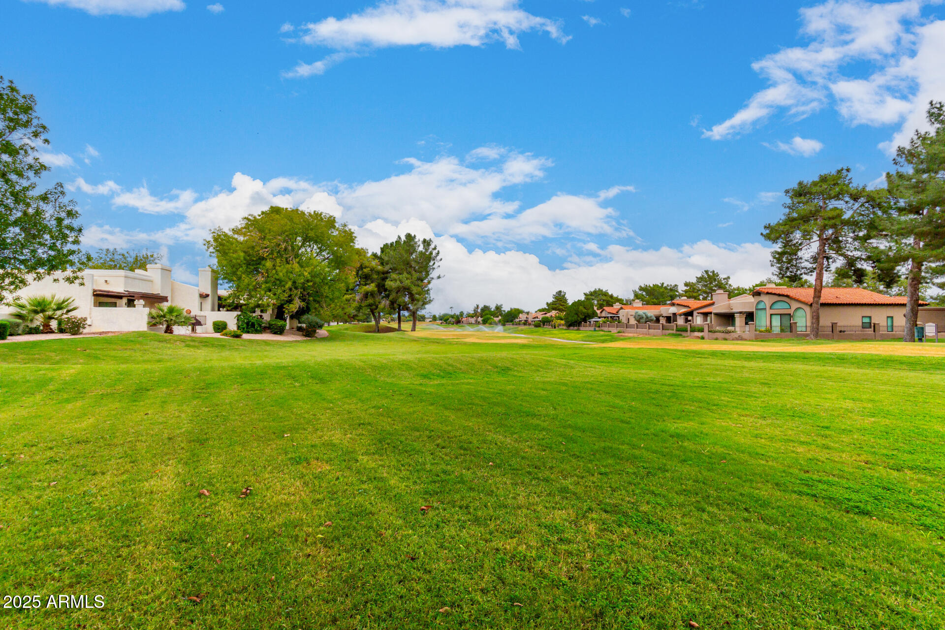 11615 North 40th Way Phoenix, AZ 85028 - Photo 31 of 34 a view of yard with outdoor space