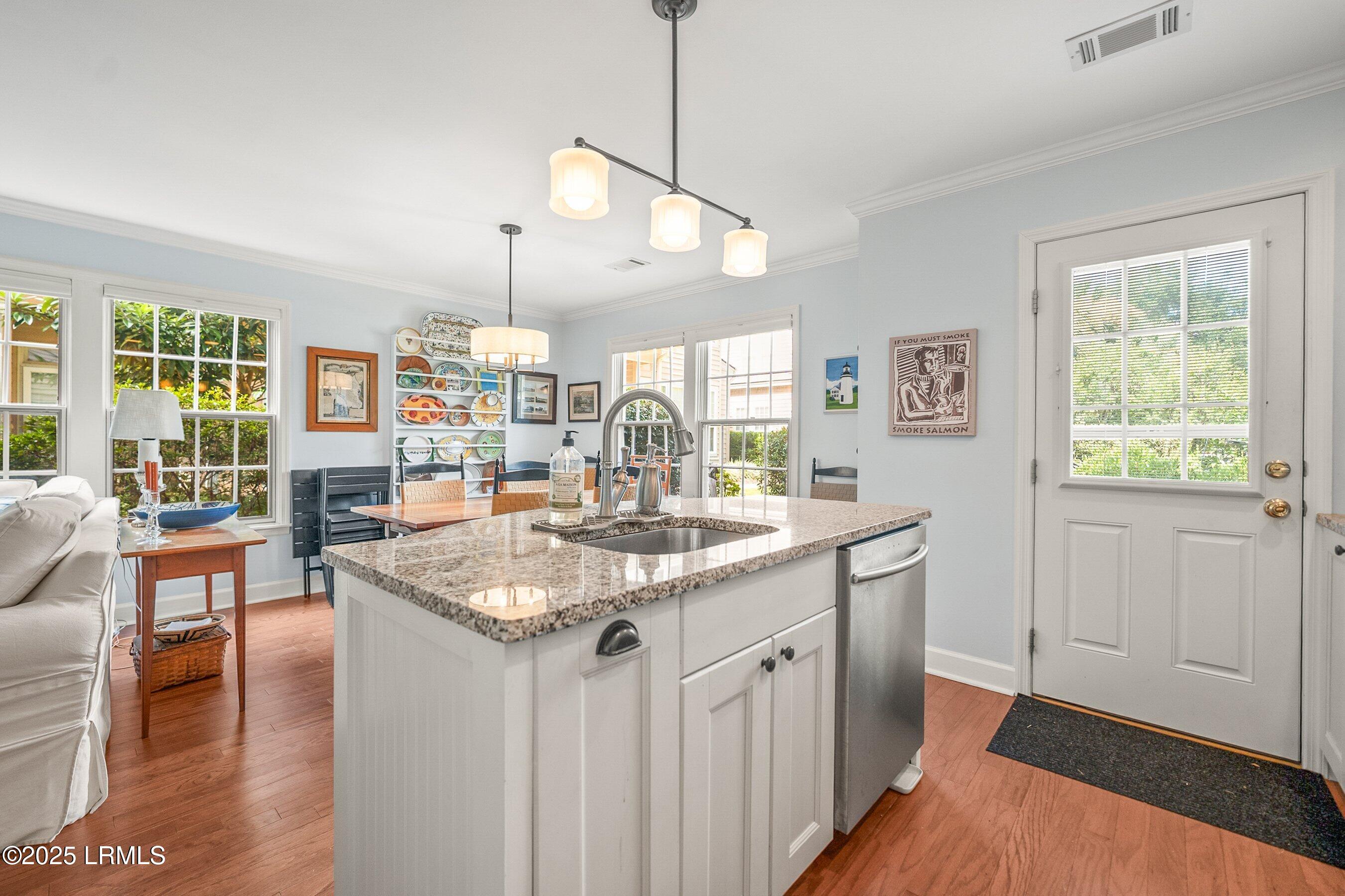 1304 Barnwell Bluff Beaufort, SC 29902 - Photo 16 of 58 Kitchen