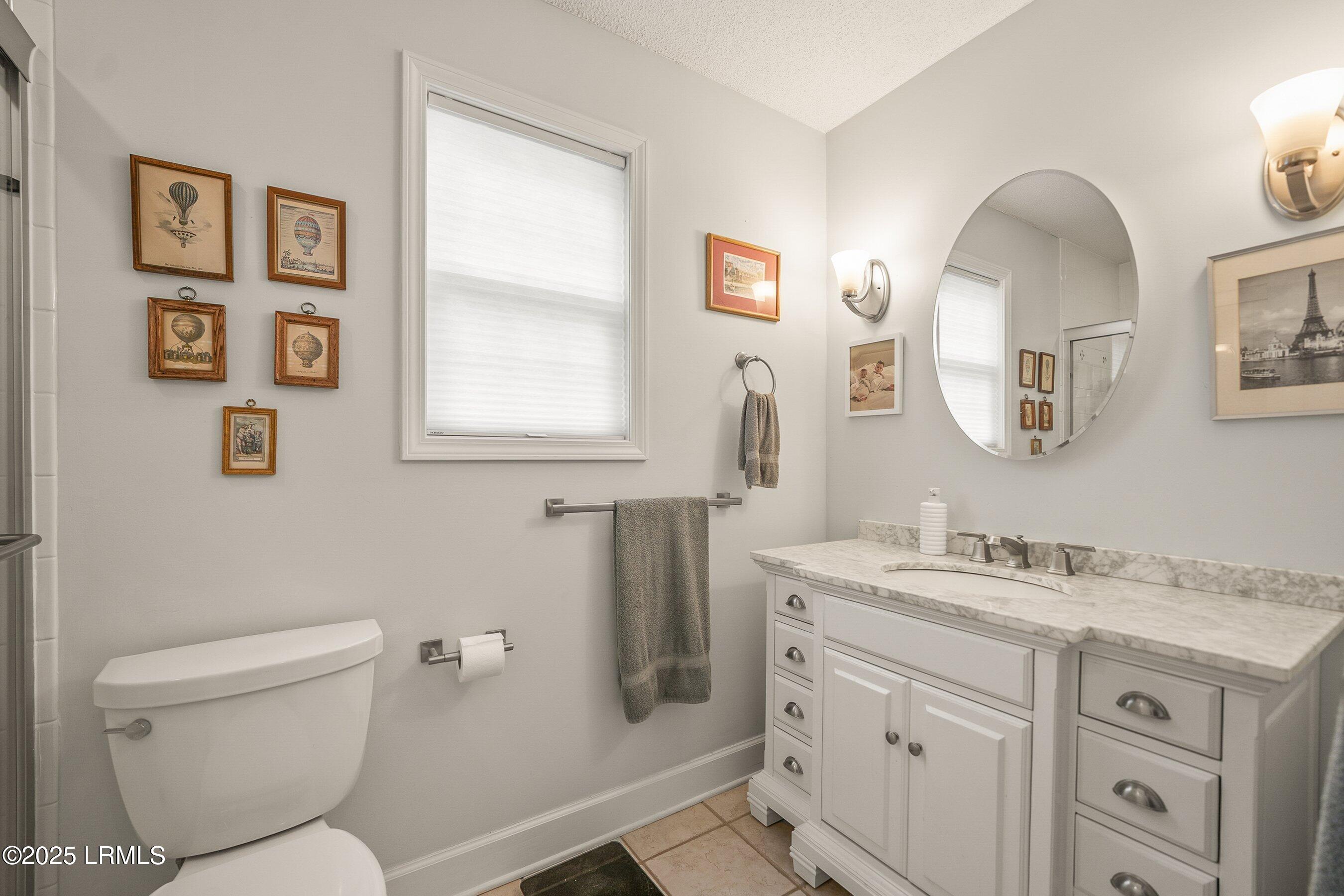 1304 Barnwell Bluff Beaufort, SC 29902 - Photo 25 of 58 Upstairs En-Suite Bathroom #1