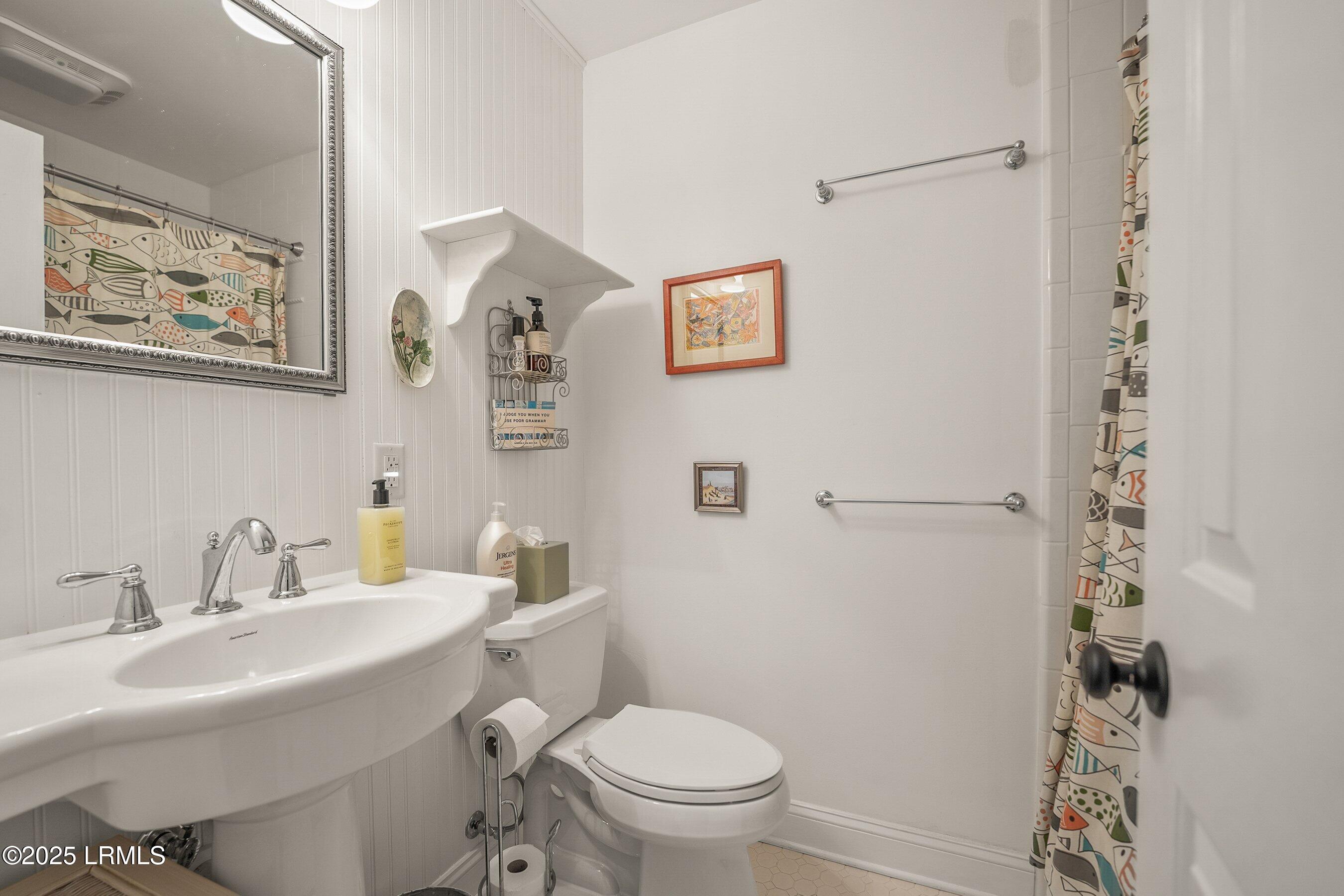 1304 Barnwell Bluff Beaufort, SC 29902 - Photo 30 of 58 Upstairs En-Suite Bath #2