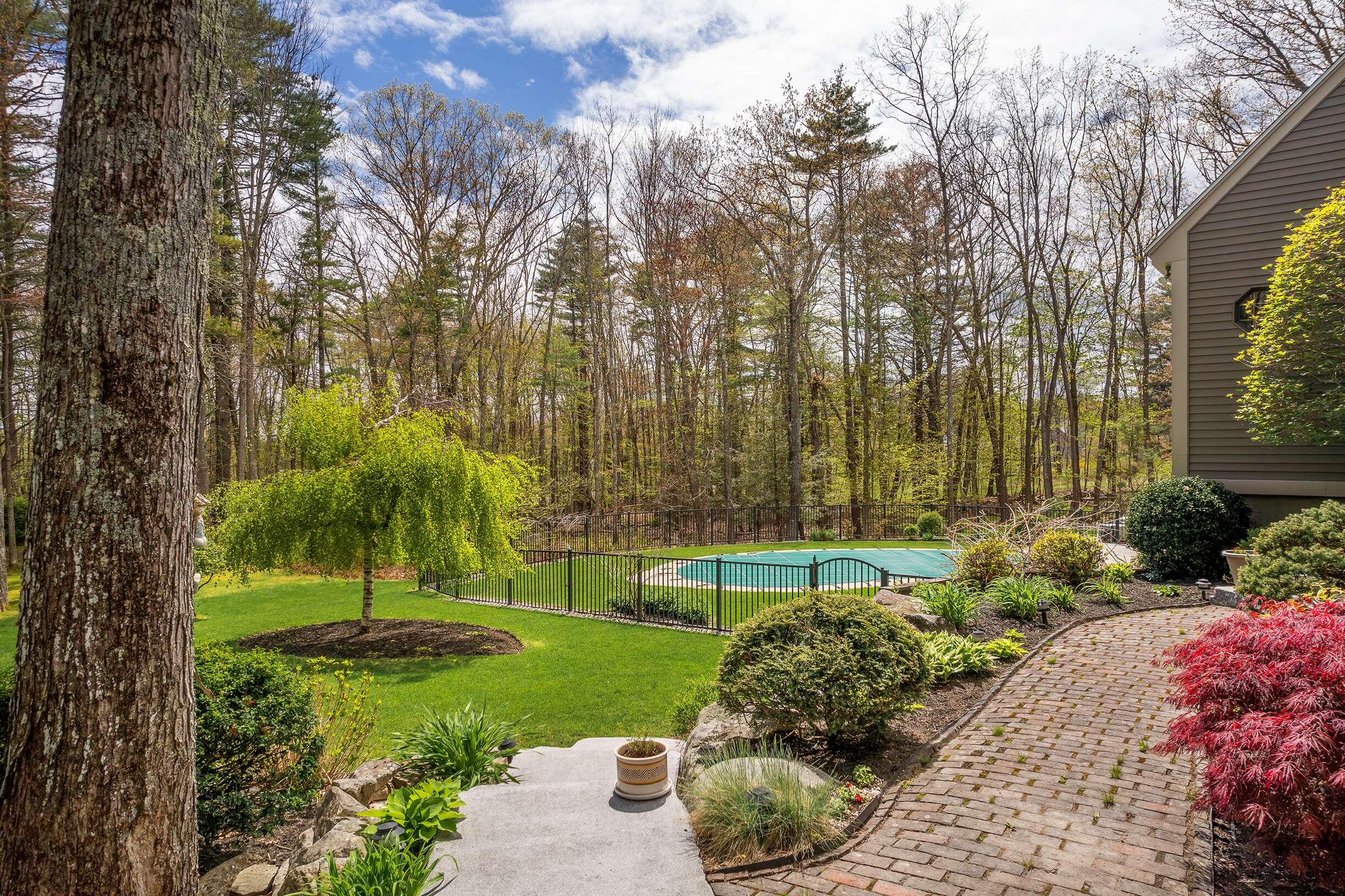 41 Brixham Road York, ME 03909 - Photo 2 of 38 Exterior