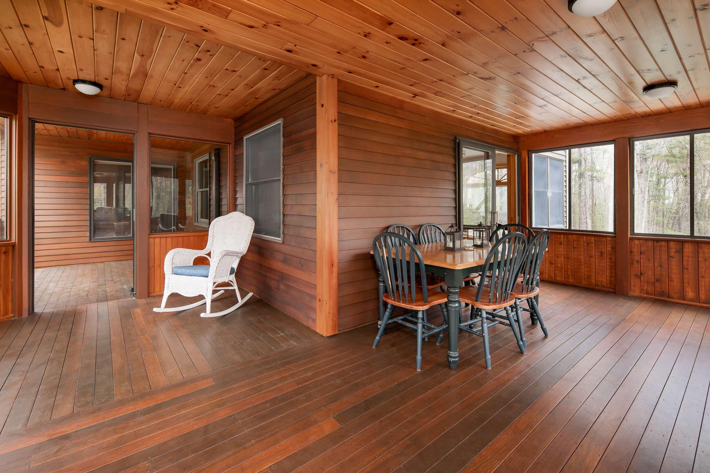 41 Brixham Road York, ME 03909 - Photo 21 of 38 Screened Porch