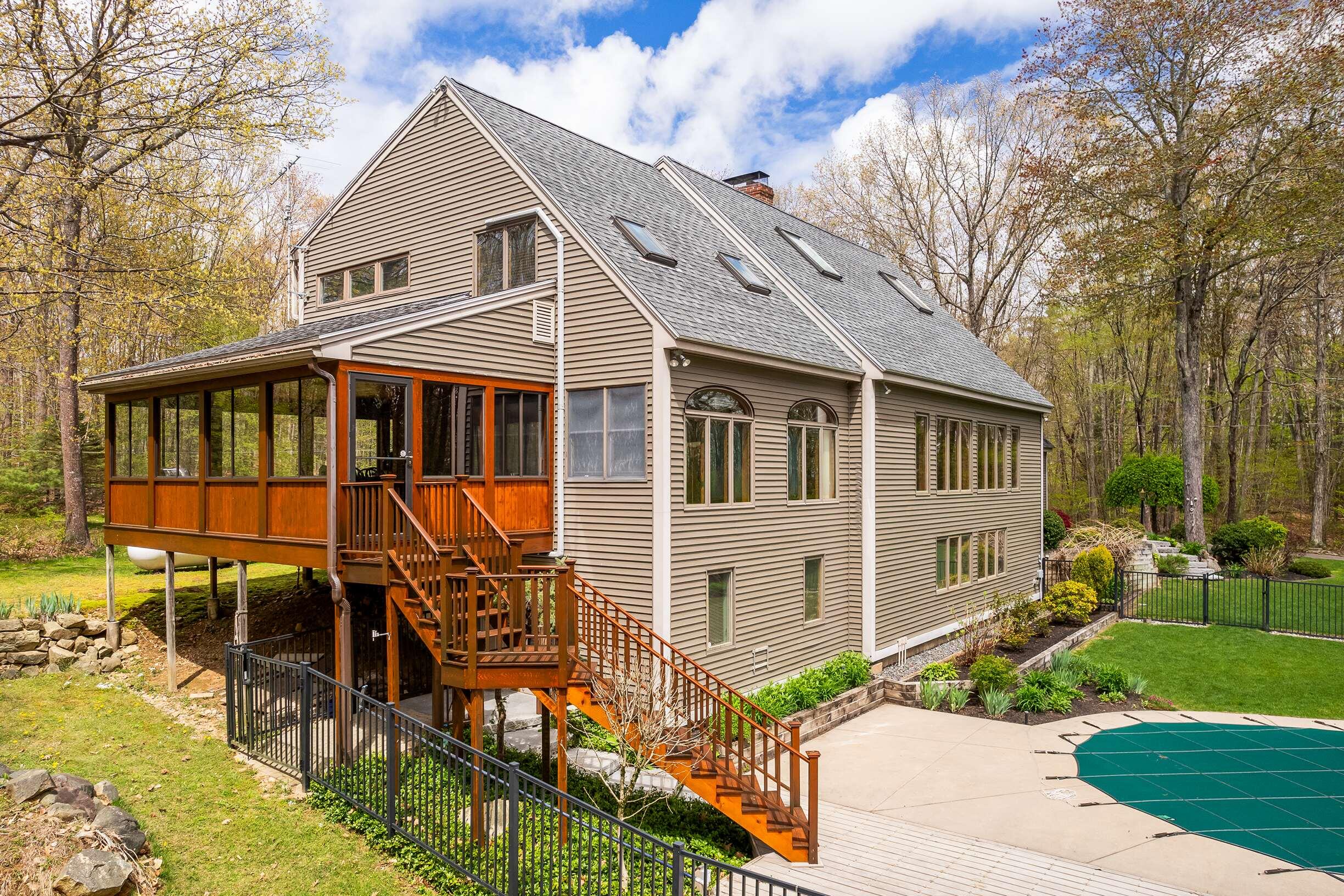 41 Brixham Road York, ME 03909 - Photo 3 of 38 Exterior