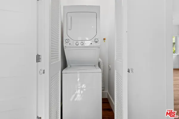 $5,200 | 1134 17th Street, Unit D, Santa Monica, CA 90403