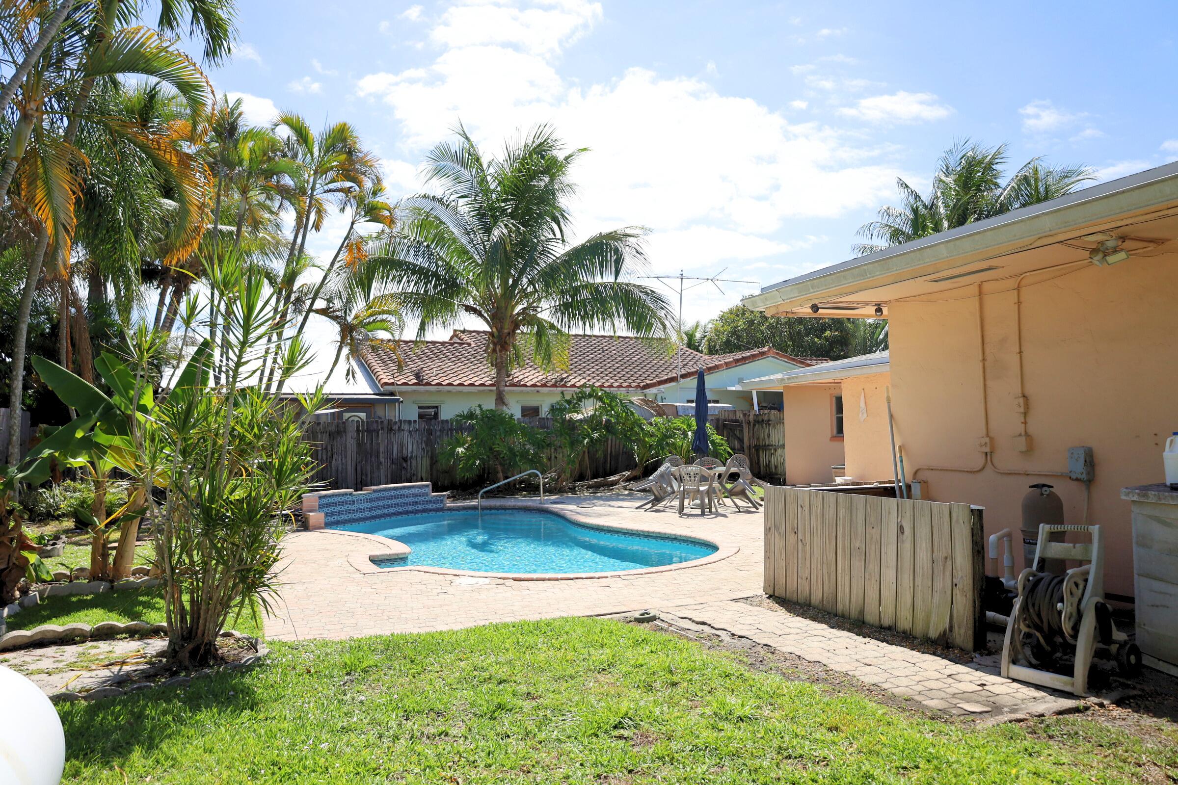 1259 Southwest 7th Street Boca Raton, FL 33486 - Photo 4 of 4 5