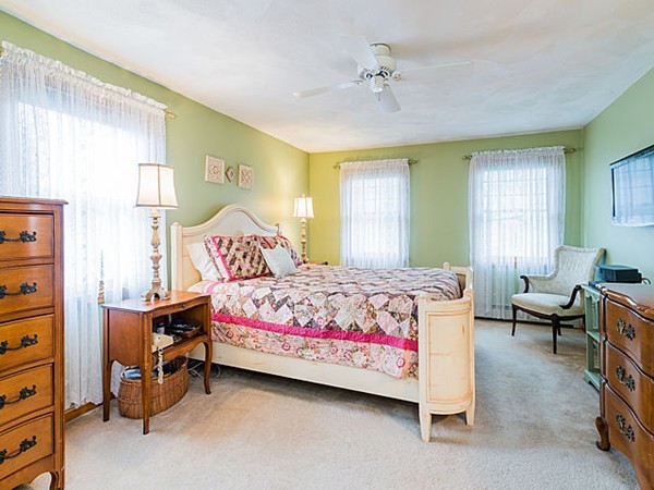 16 Newcastle Road Ashland, MA 01721 - Photo 13 of 26 Gallery Image 13