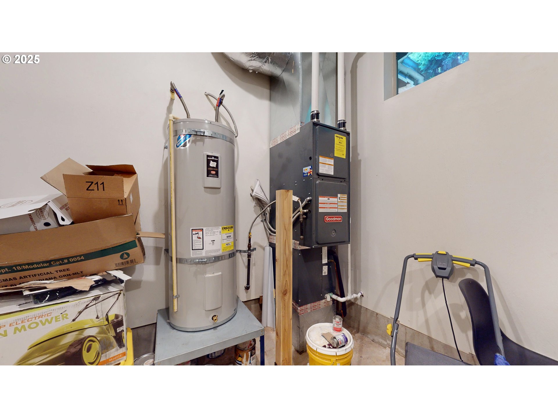 375 Mia Lane Eugene, OR 97401 - Photo 38 of 44