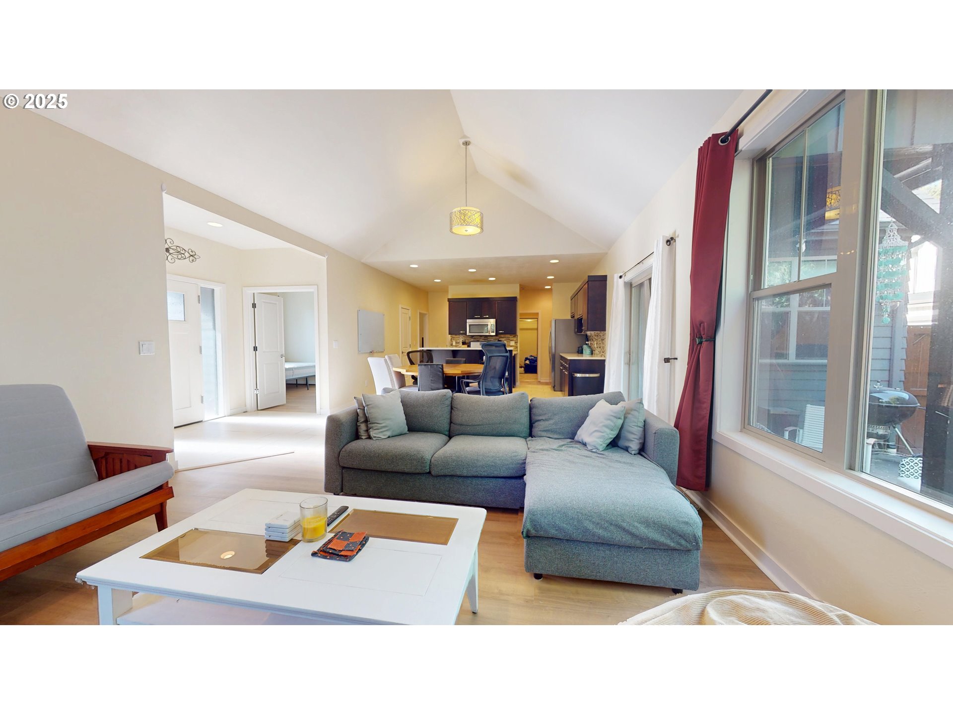 375 Mia Lane Eugene, OR 97401 - Photo 4 of 44 a living room with furniture and a rug