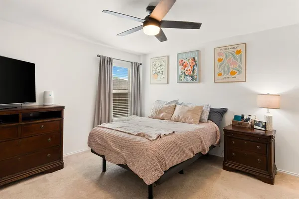 $2,200 | 2308 Tallahassee Drive, Ennis, TX 75119