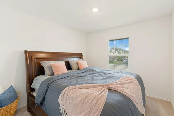 $2,200 | 2308 Tallahassee Drive, Ennis, TX 75119