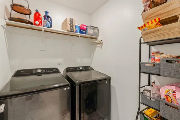 $2,200 | 2308 Tallahassee Drive, Ennis, TX 75119