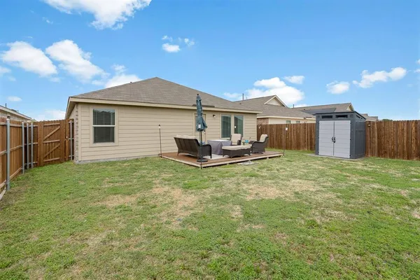 $2,200 | 2308 Tallahassee Drive, Ennis, TX 75119