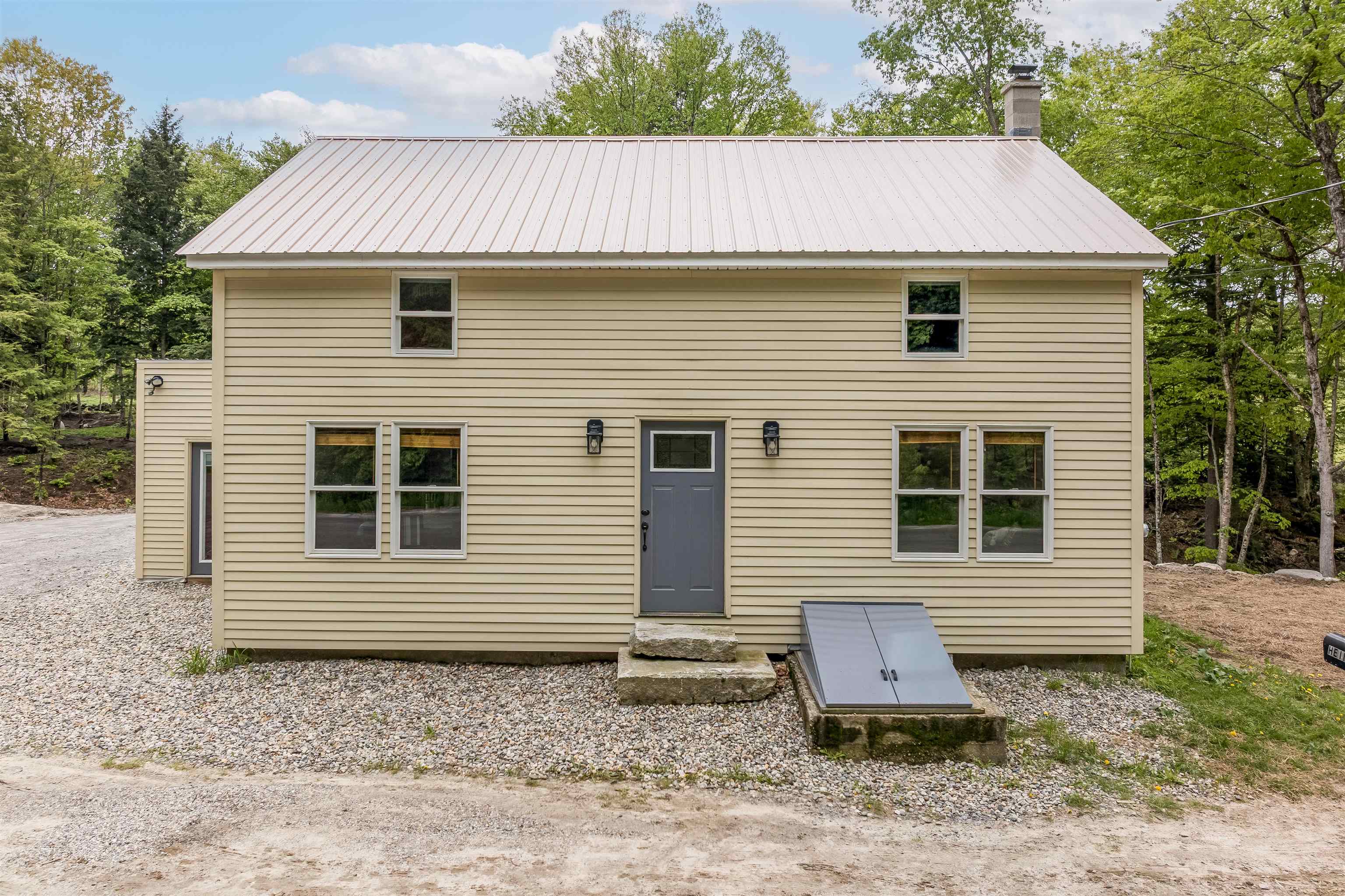 140 Thurber Road Newport, NH 03773 - Photo 3 of 35