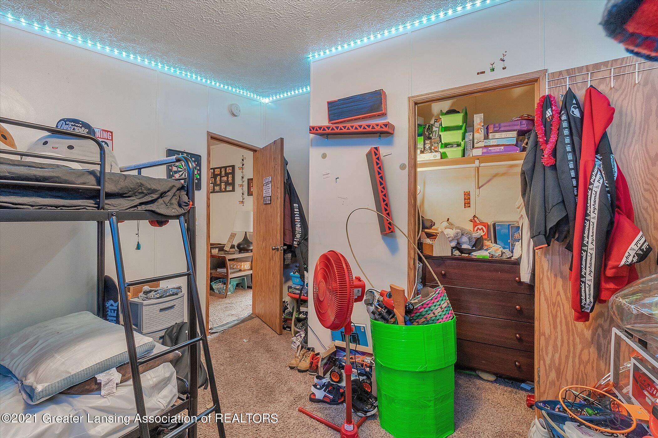 5416 Hughes Road Lansing, MI 48911 - Photo 14 of 24 14-5416 Hughes Rd-Windowstill Real Estat