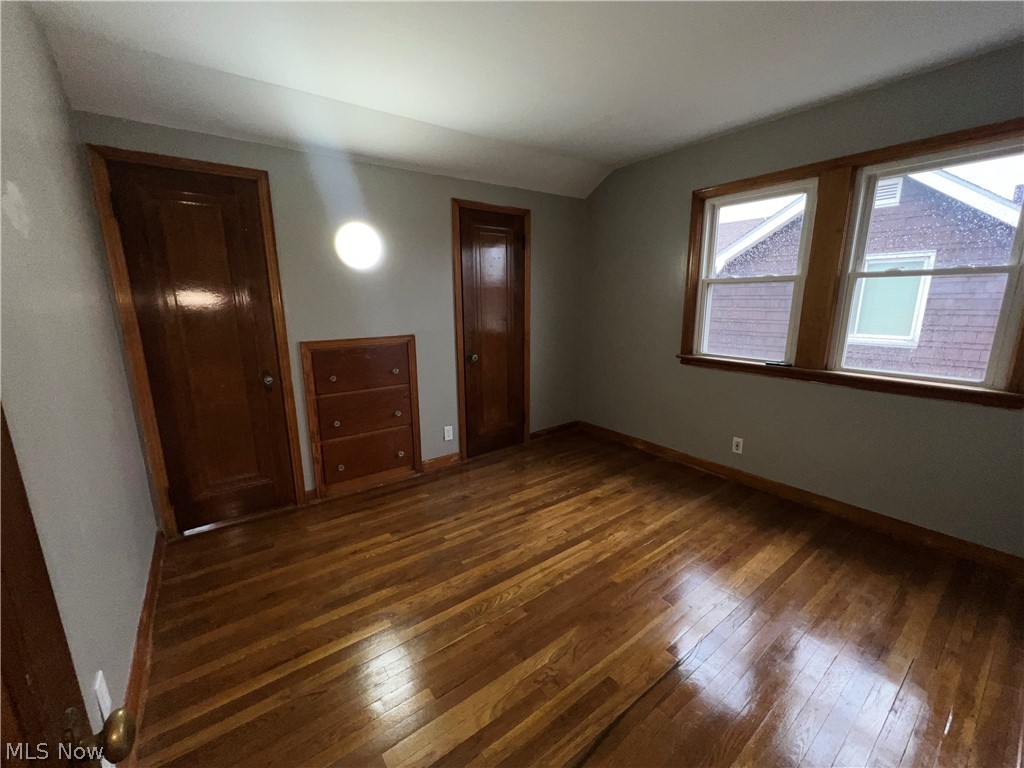 18301 Neff Road Cleveland, OH 44119 - Photo 24 of 33 bedroom 4