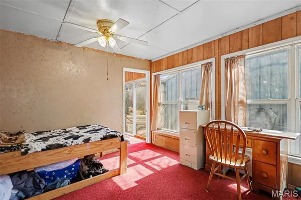 $275,000 | 64 Mocking Bird Lane, Hawk Point, MO 63349