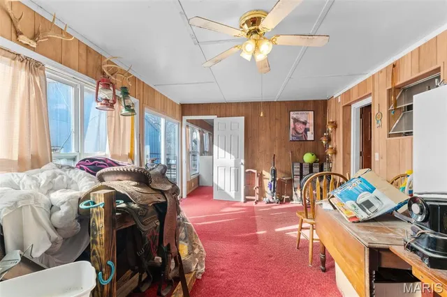 $325,000 | 64 Mocking Bird Lane, Hawk Point, MO 63349