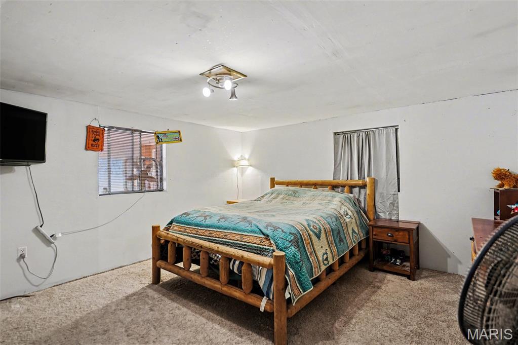 64 Mocking Bird Lane Hawk Point, MO 63349 - Photo 14 of 33